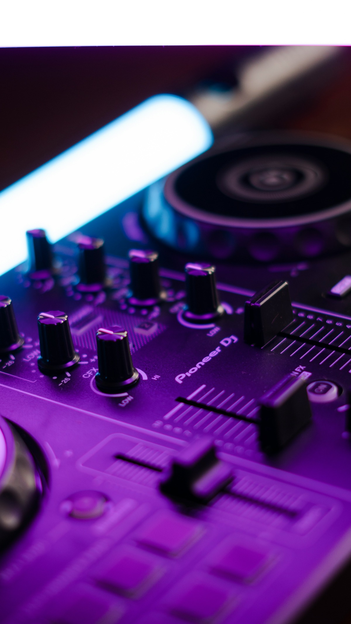 /Kieran/zap-stream-flutter/raw/commit/f553ecdab339c4b9290e4b7a8cff466ed1181890/assets/category/music.jpeg